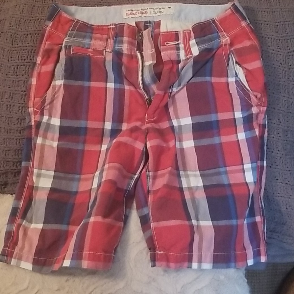 American eagle plaid shorts